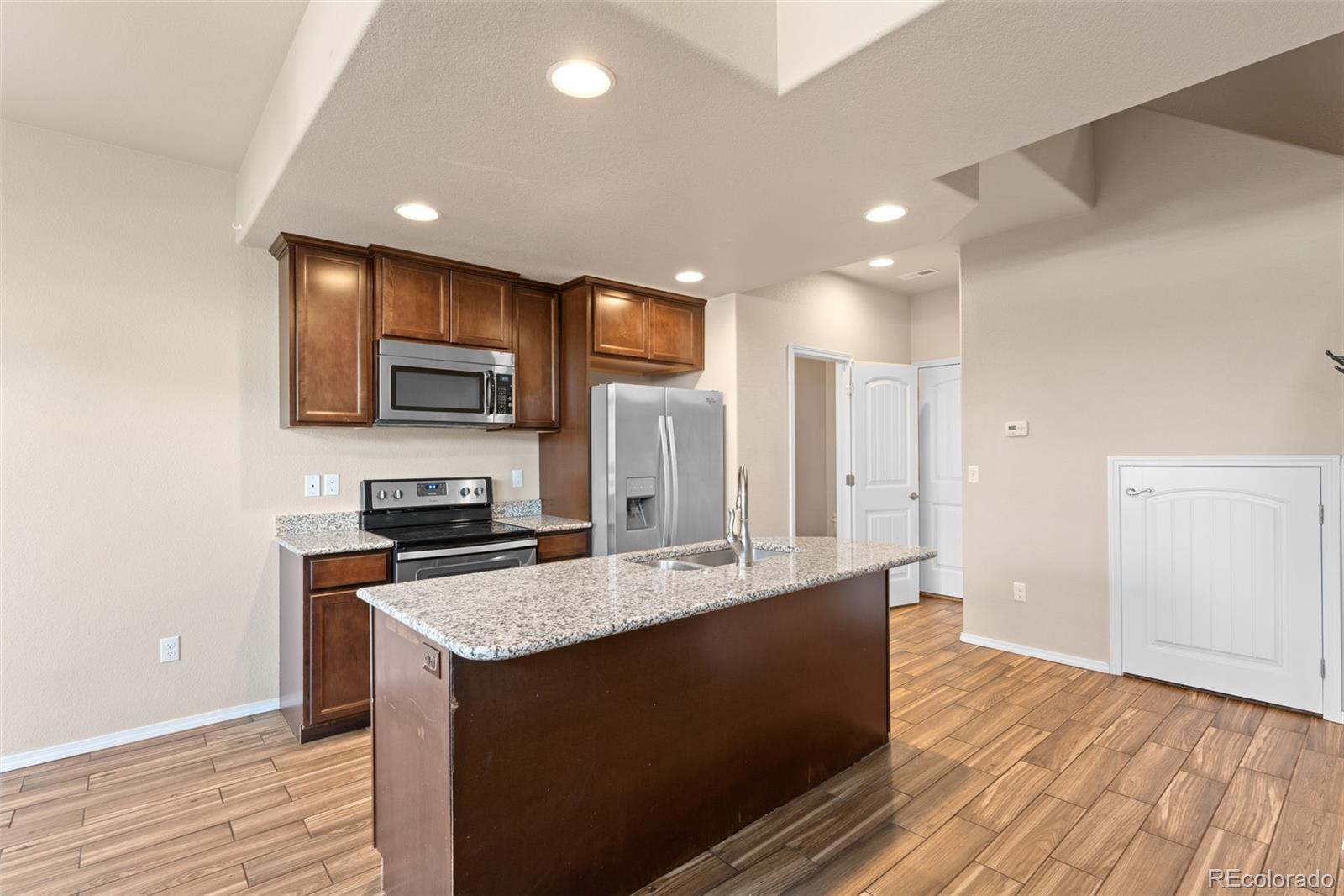 MLS Image #6 for 1520  york road,colorado springs, Colorado