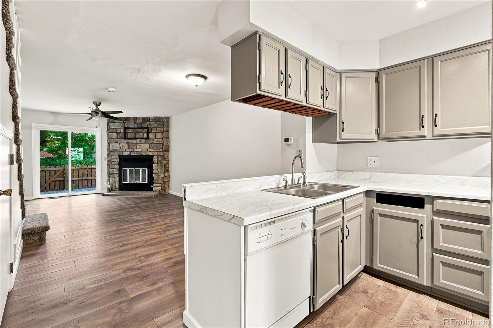 MLS Image #3 for 1334 s idalia street,aurora, Colorado