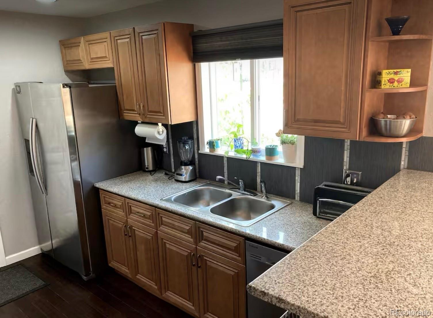 MLS Image #5 for 250 s zenobia street,denver, Colorado