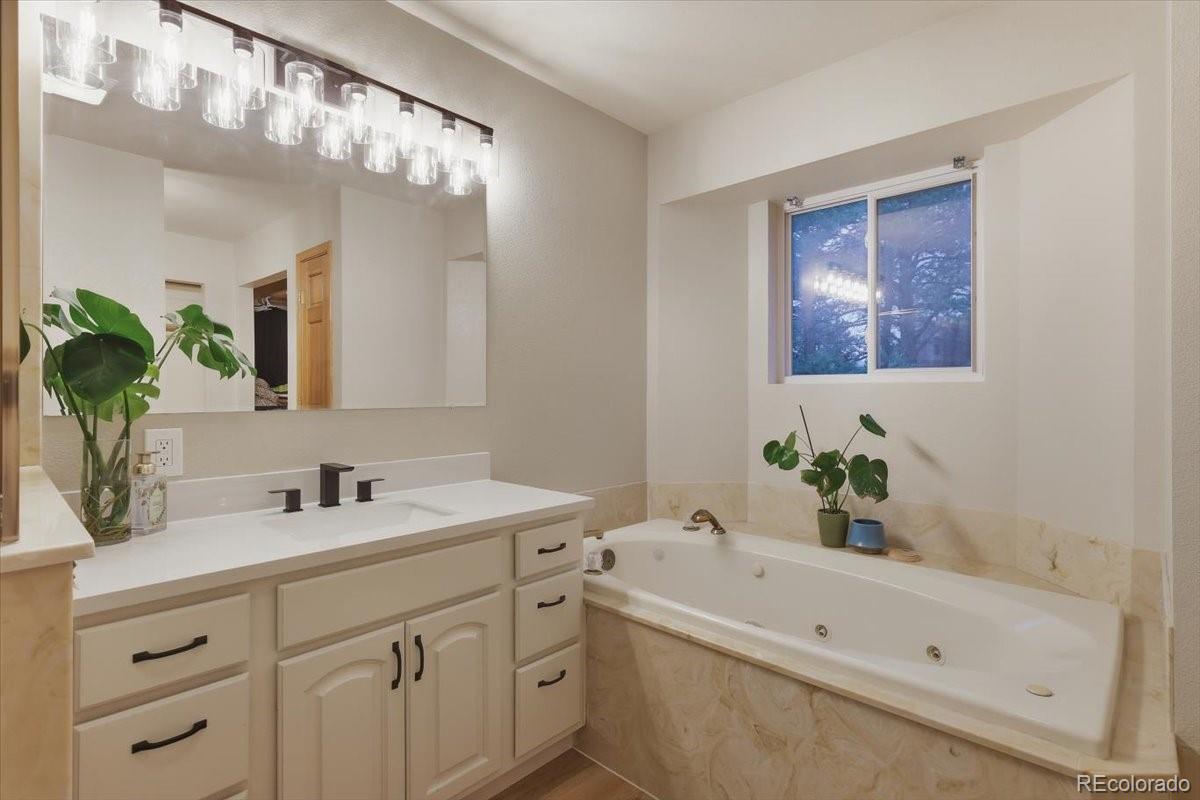 MLS Image #26 for 240  scrub oak way,monument, Colorado