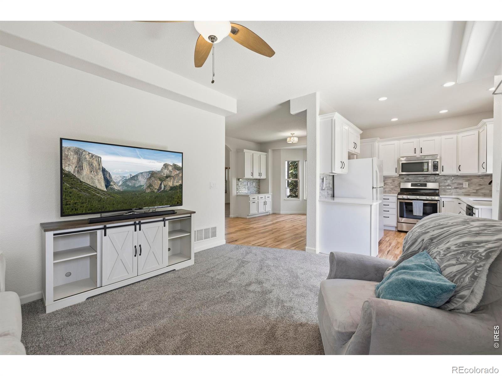 MLS Image #13 for 1709  green river drive,windsor, Colorado