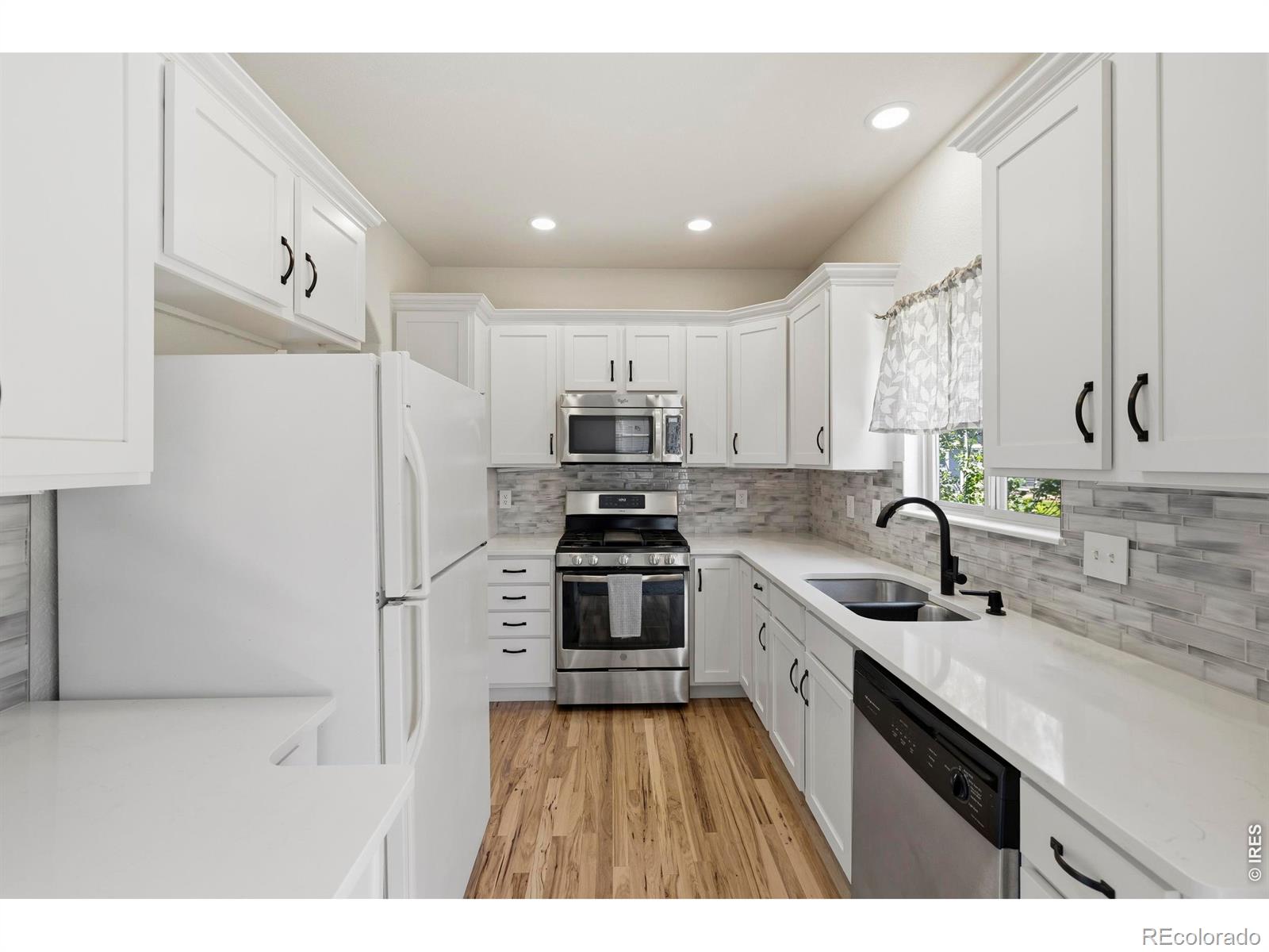 MLS Image #7 for 1709  green river drive,windsor, Colorado