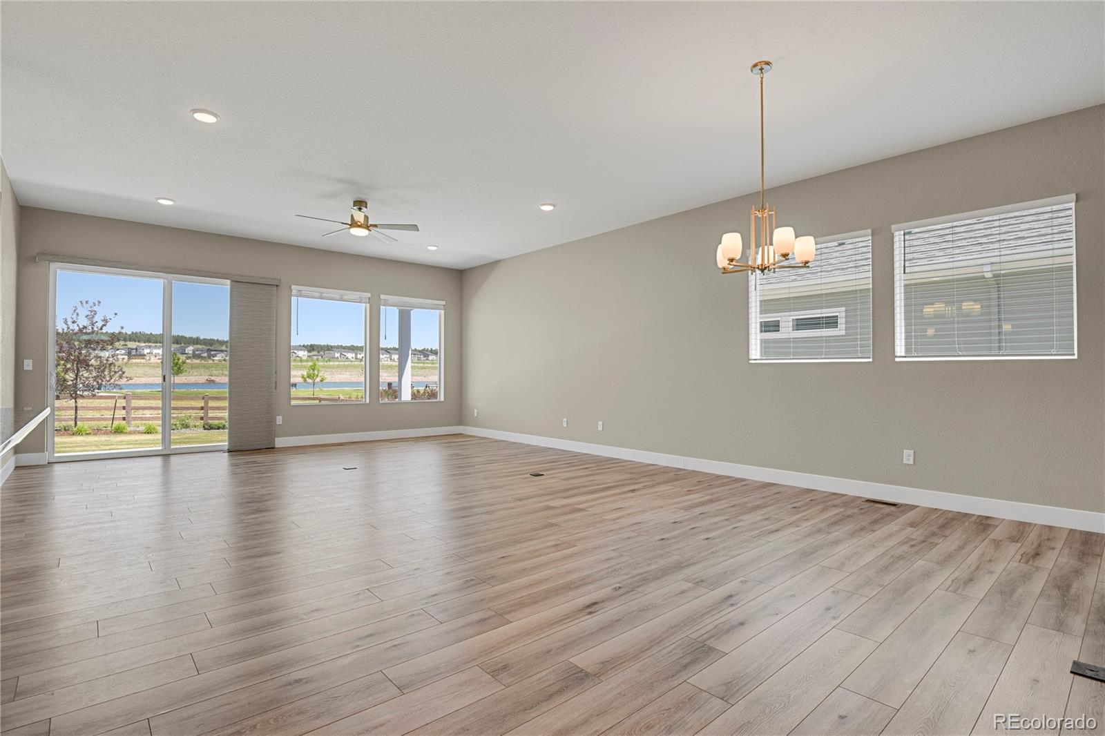 MLS Image #11 for 6524  courtland place,colorado springs, Colorado