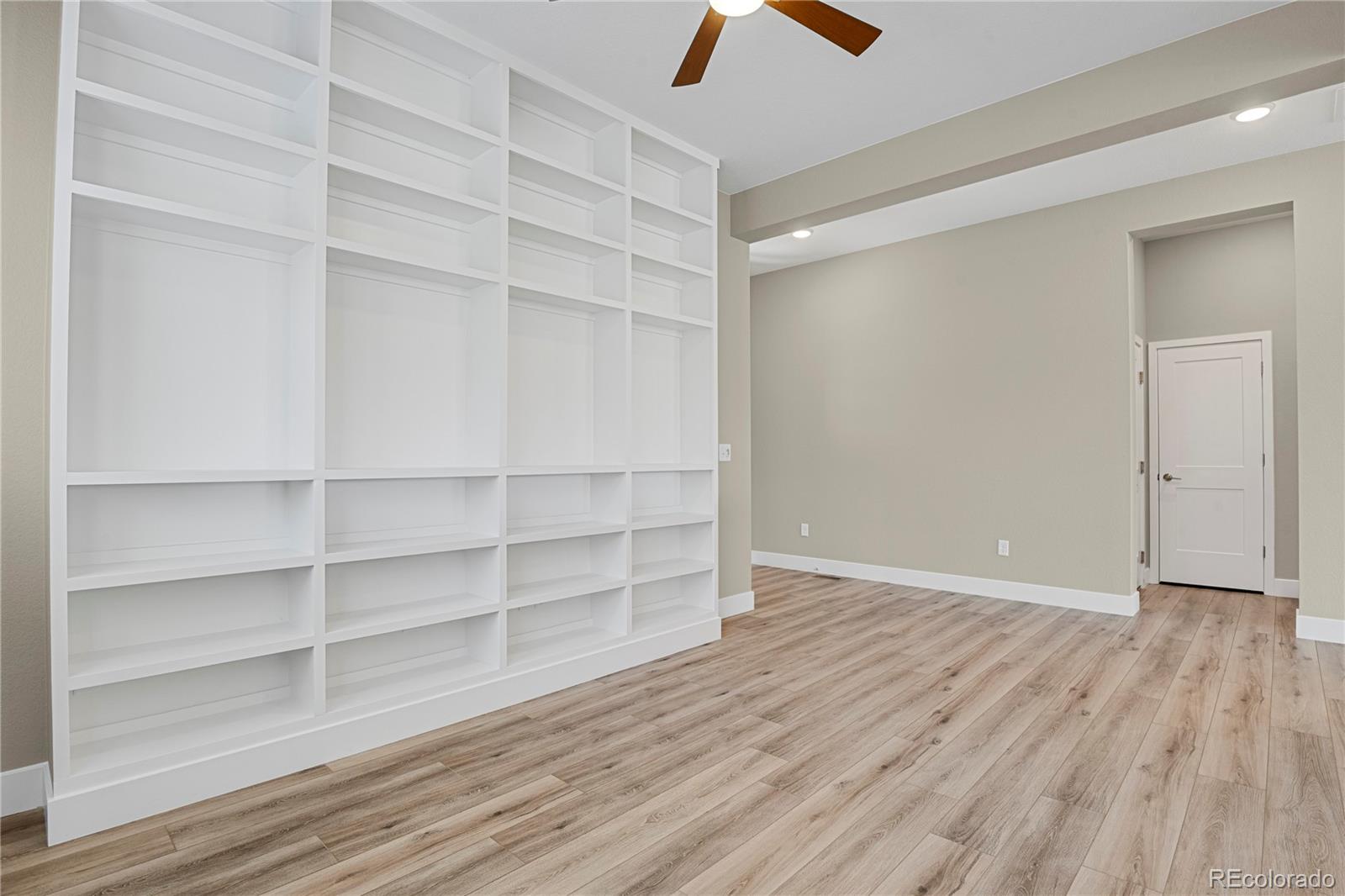 MLS Image #5 for 6524  courtland place,colorado springs, Colorado