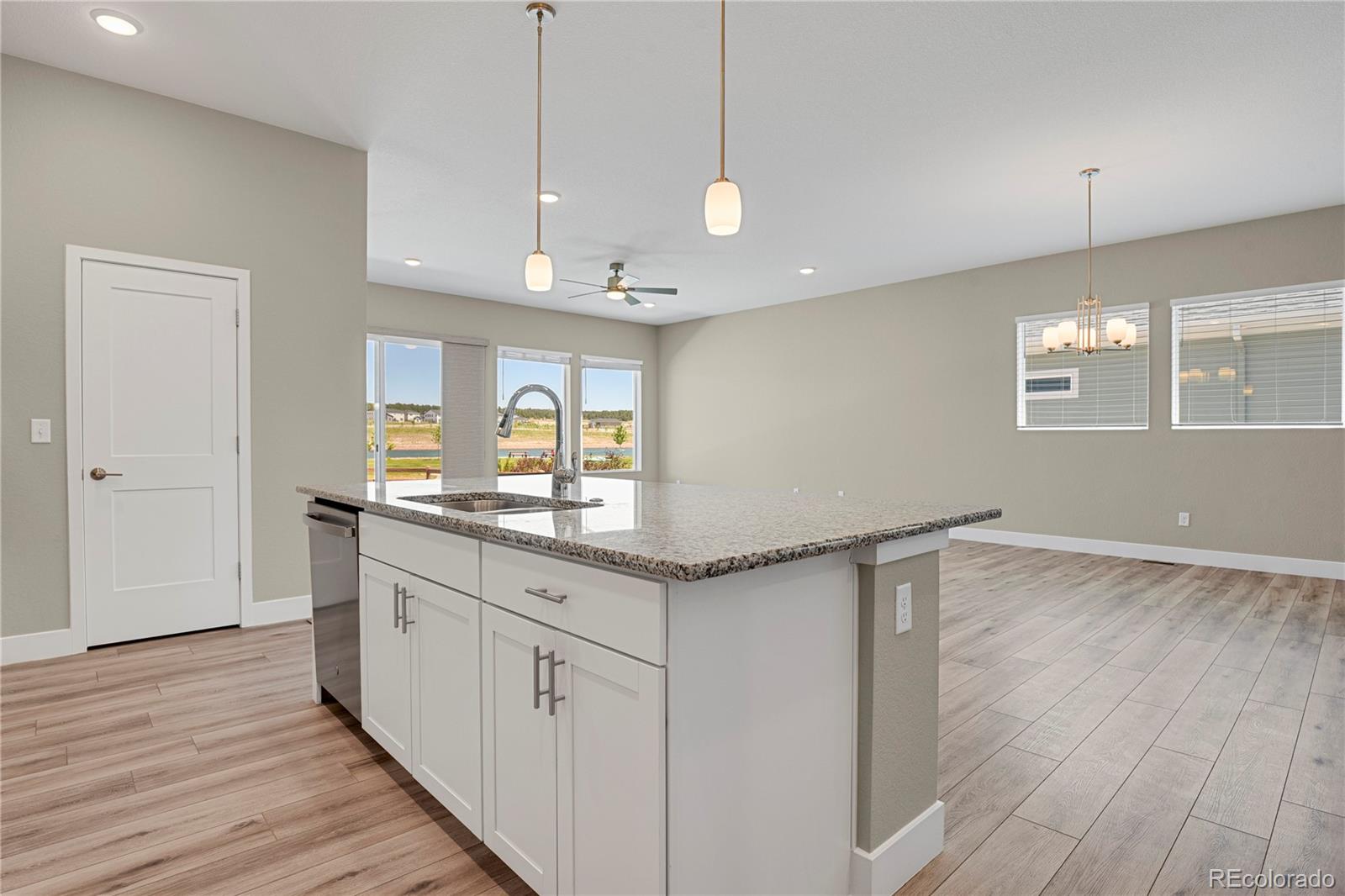 MLS Image #9 for 6524  courtland place,colorado springs, Colorado