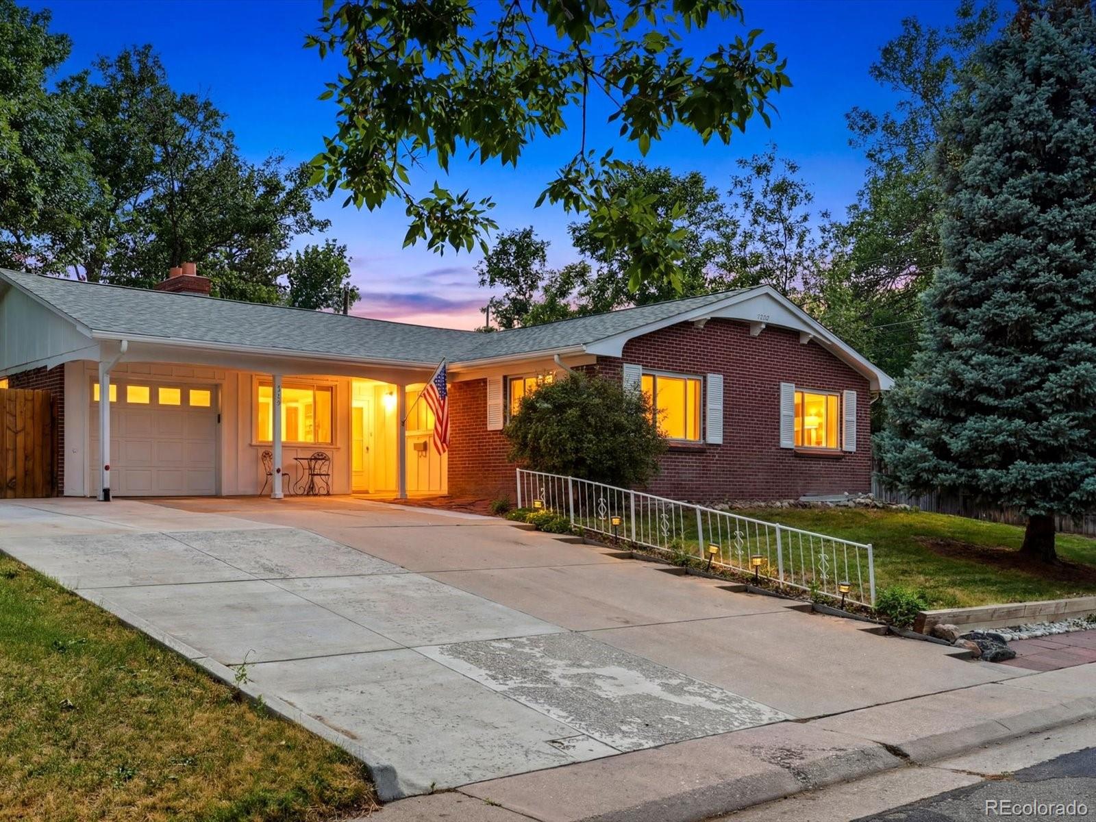 MLS Image #0 for 778 w briarwood avenue,littleton, Colorado