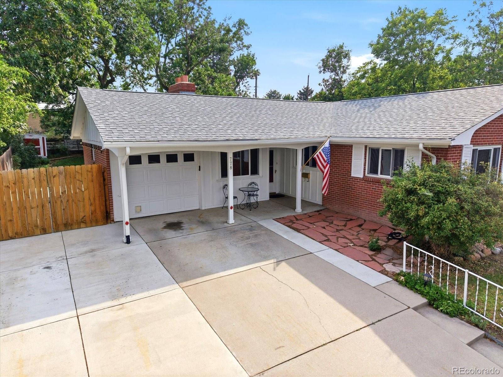 MLS Image #2 for 778 w briarwood avenue,littleton, Colorado
