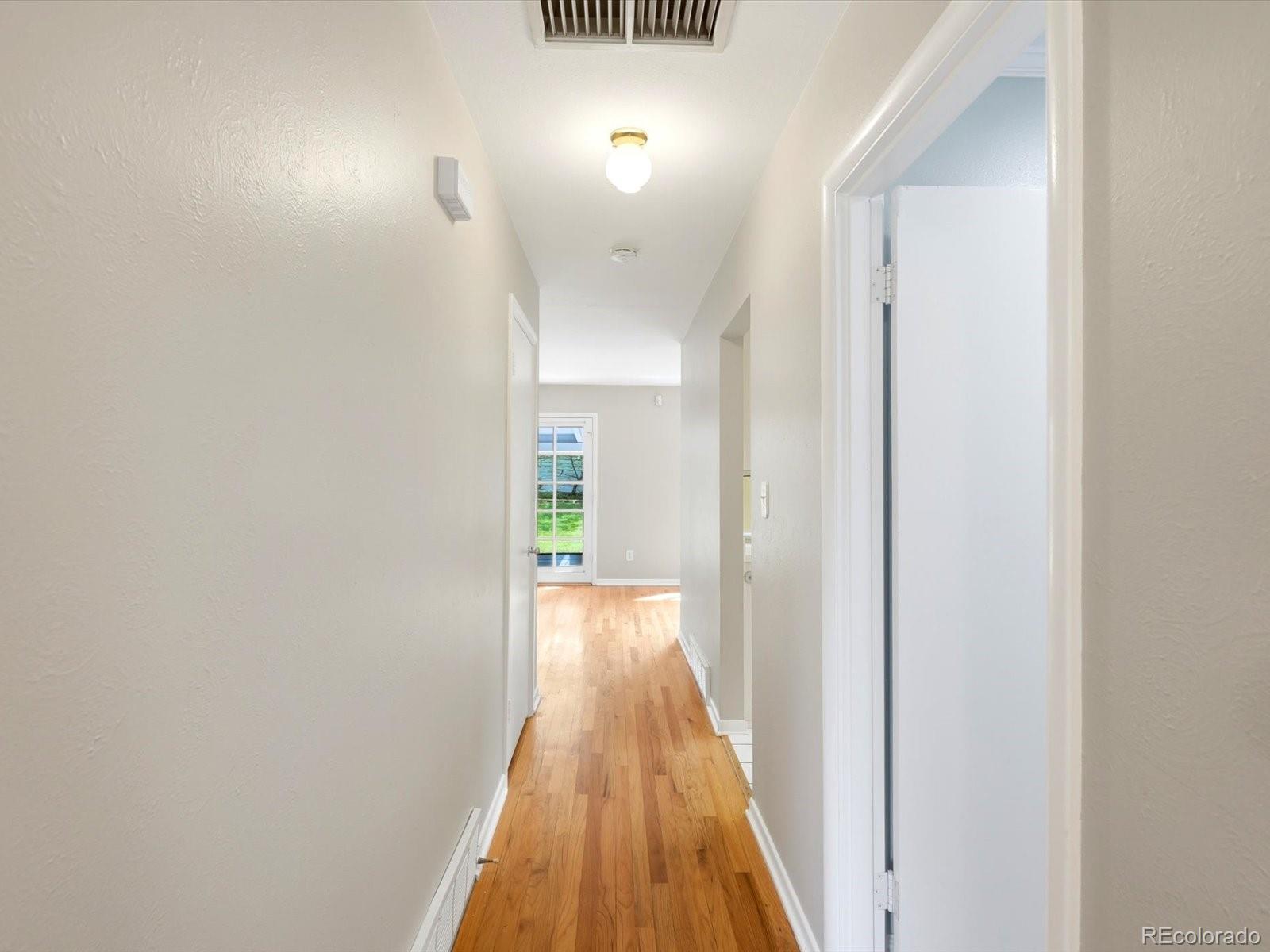 MLS Image #29 for 778 w briarwood avenue,littleton, Colorado