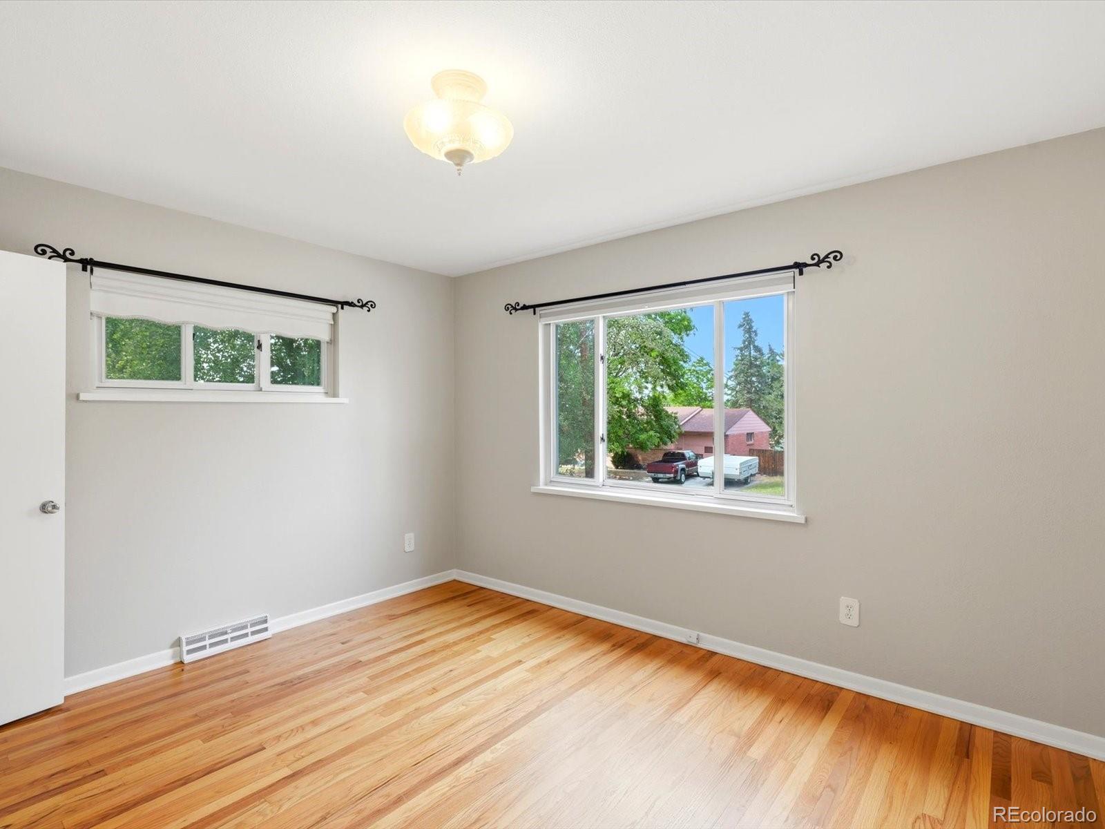 MLS Image #31 for 778 w briarwood avenue,littleton, Colorado