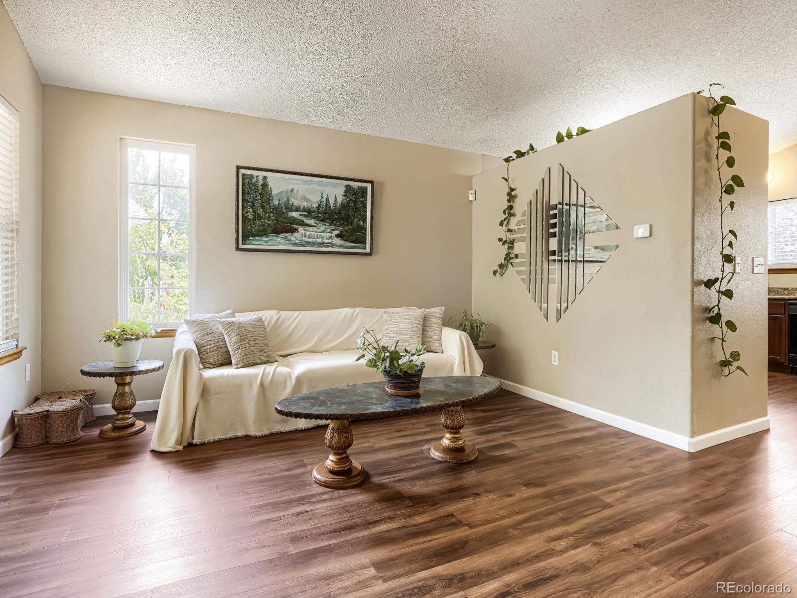 MLS Image #3 for 2153 s ventura street,aurora, Colorado