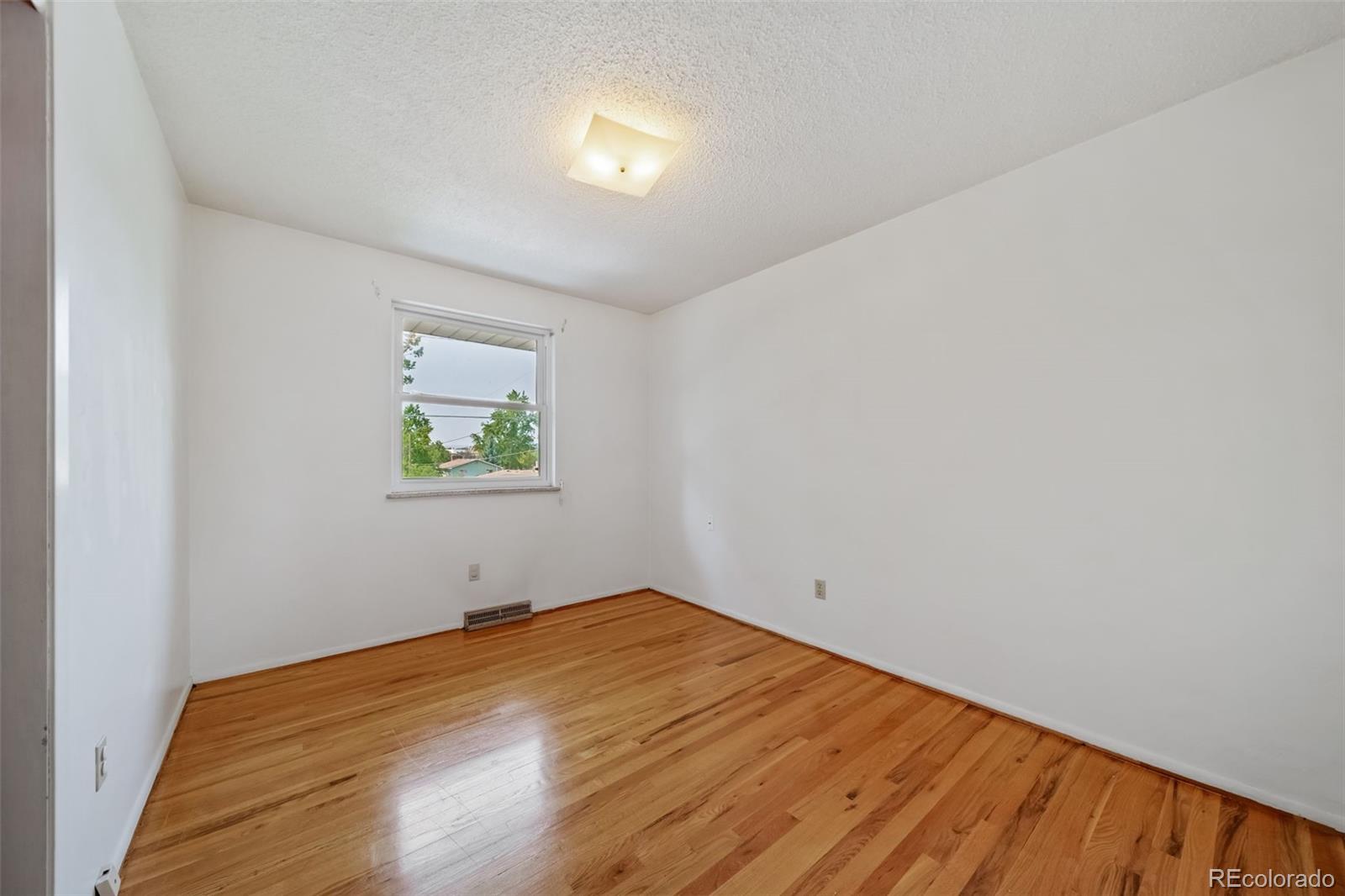MLS Image #16 for 12265 w 66th avenue,arvada, Colorado