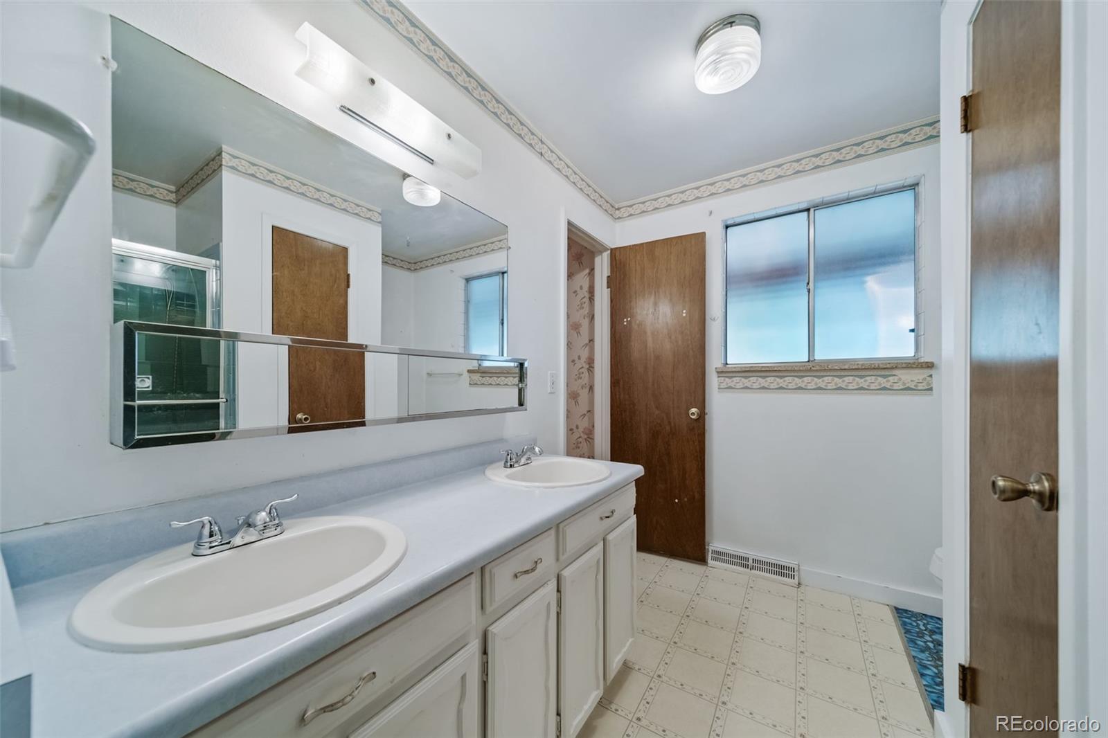 MLS Image #20 for 12265 w 66th avenue,arvada, Colorado