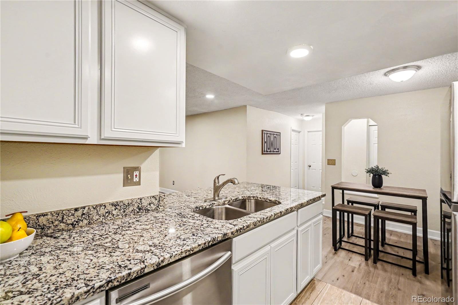 MLS Image #10 for 8376 s upham way,littleton, Colorado