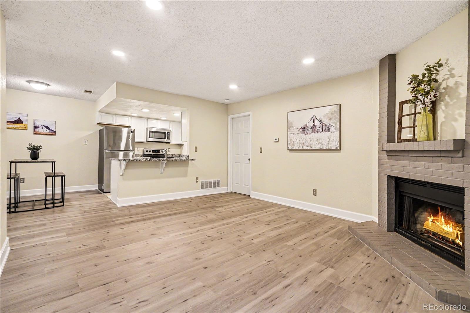 MLS Image #6 for 8376 s upham way,littleton, Colorado