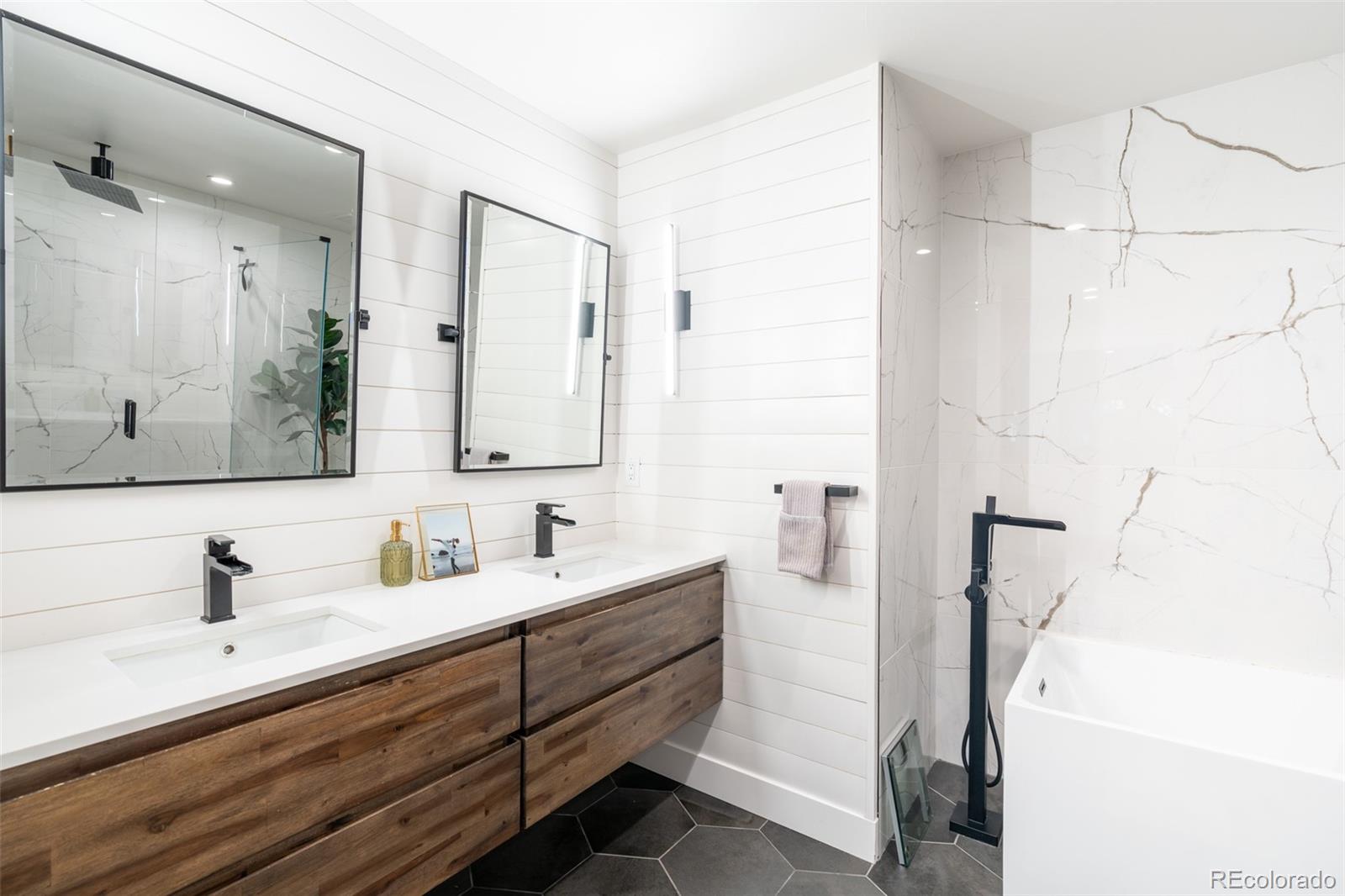 MLS Image #34 for 2372 s carr court,denver, Colorado