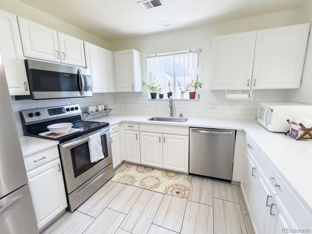 MLS Image #5 for 19163 e wyoming drive,aurora, Colorado