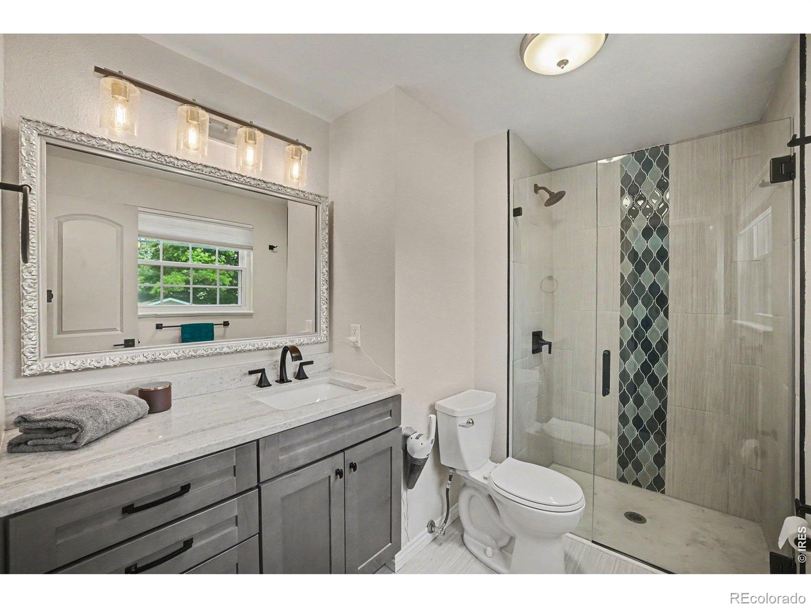 MLS Image #13 for 7602 e nassau avenue,denver, Colorado
