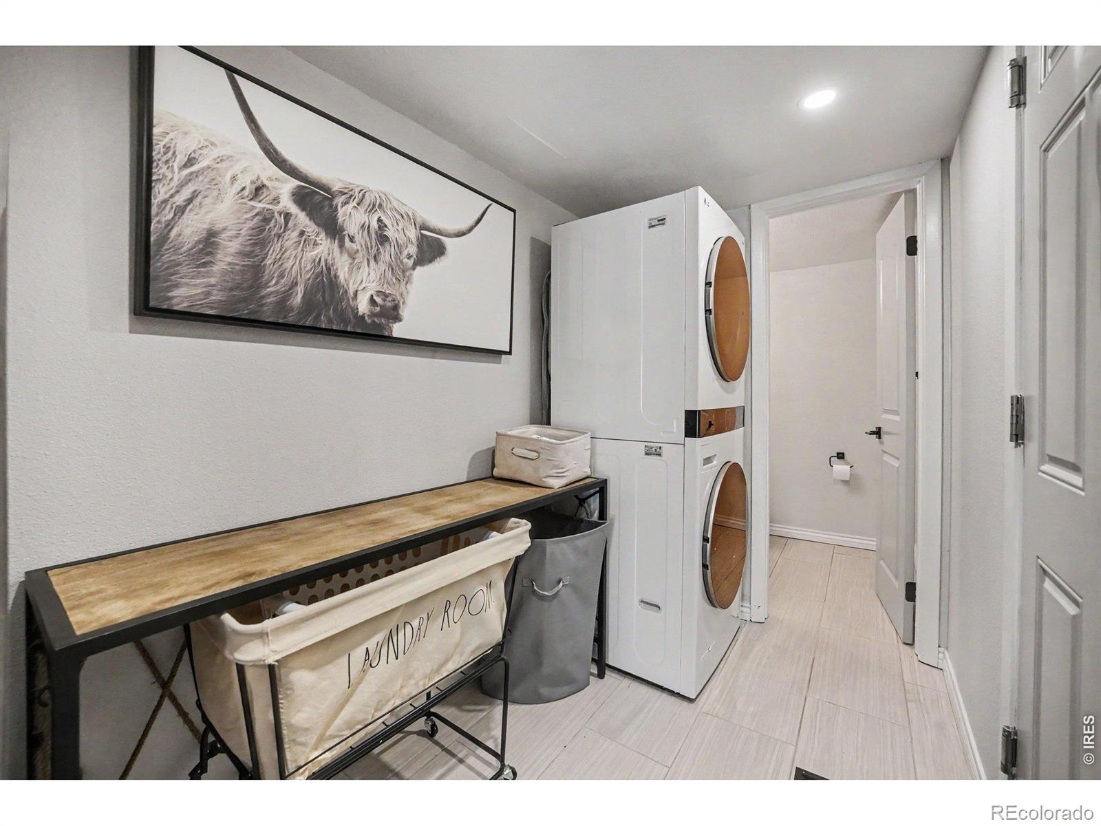 MLS Image #17 for 7602 e nassau avenue,denver, Colorado