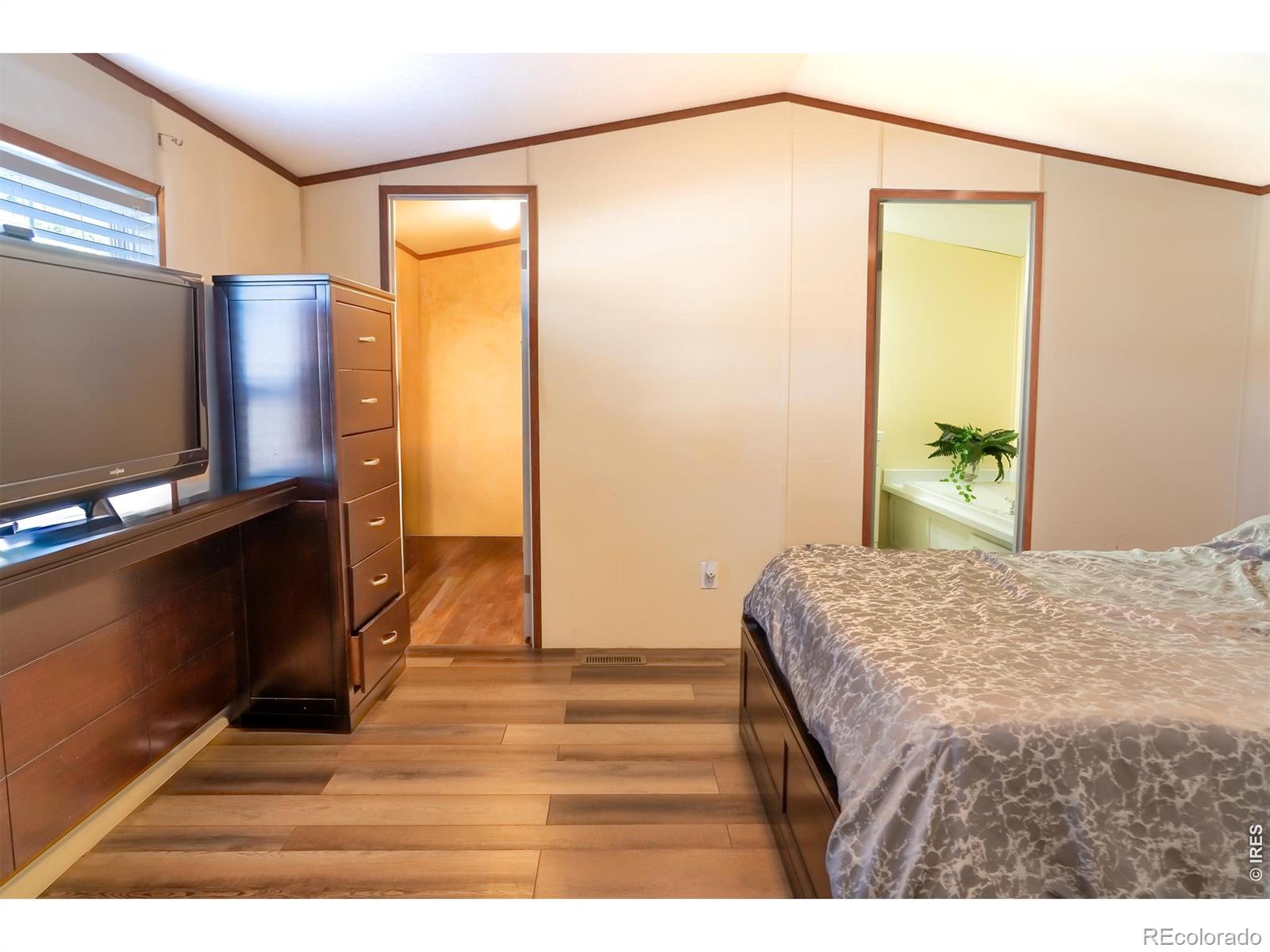 MLS Image #6 for 435 n 35th avenue,greeley, Colorado