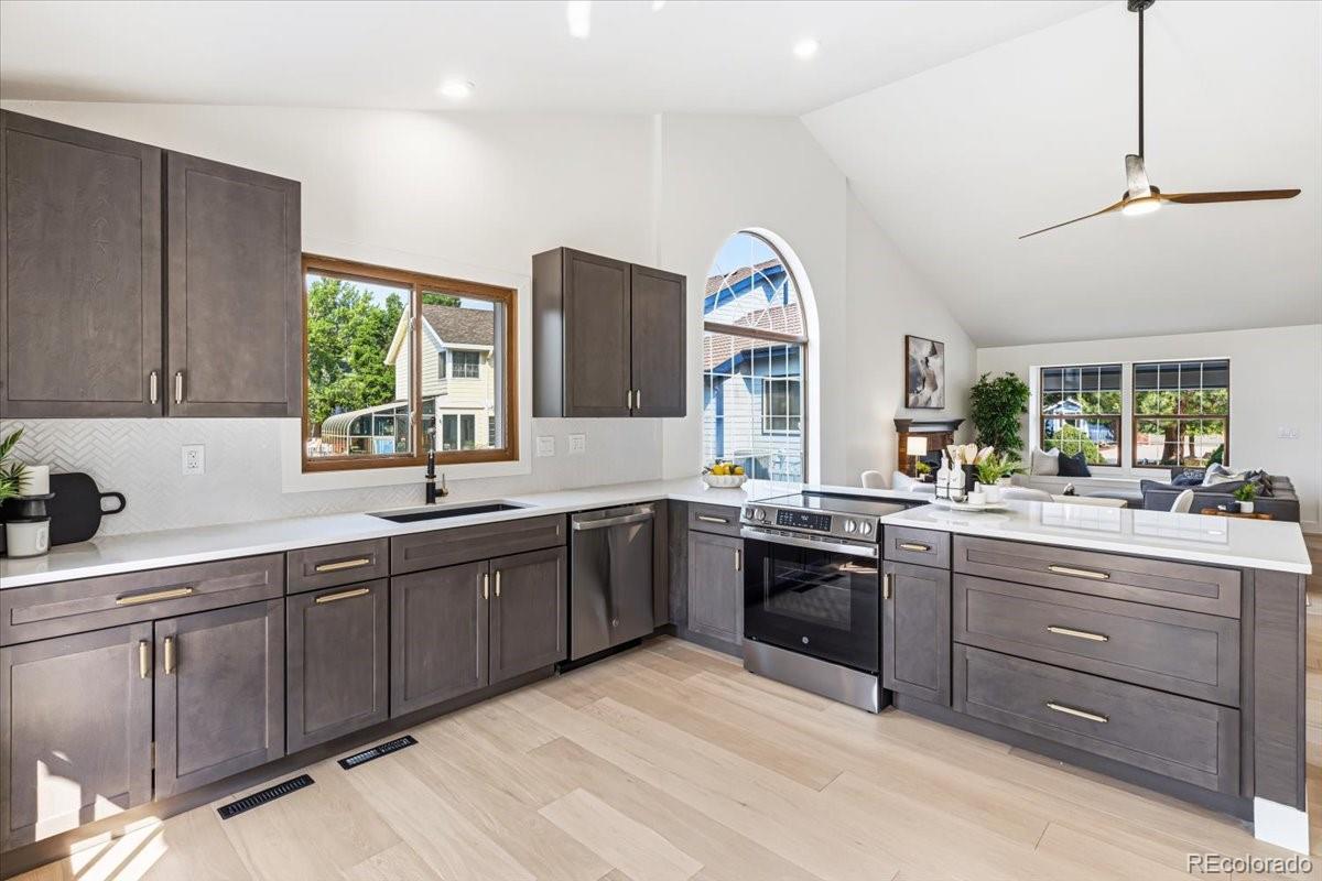 MLS Image #12 for 6  manzanita ,littleton, Colorado