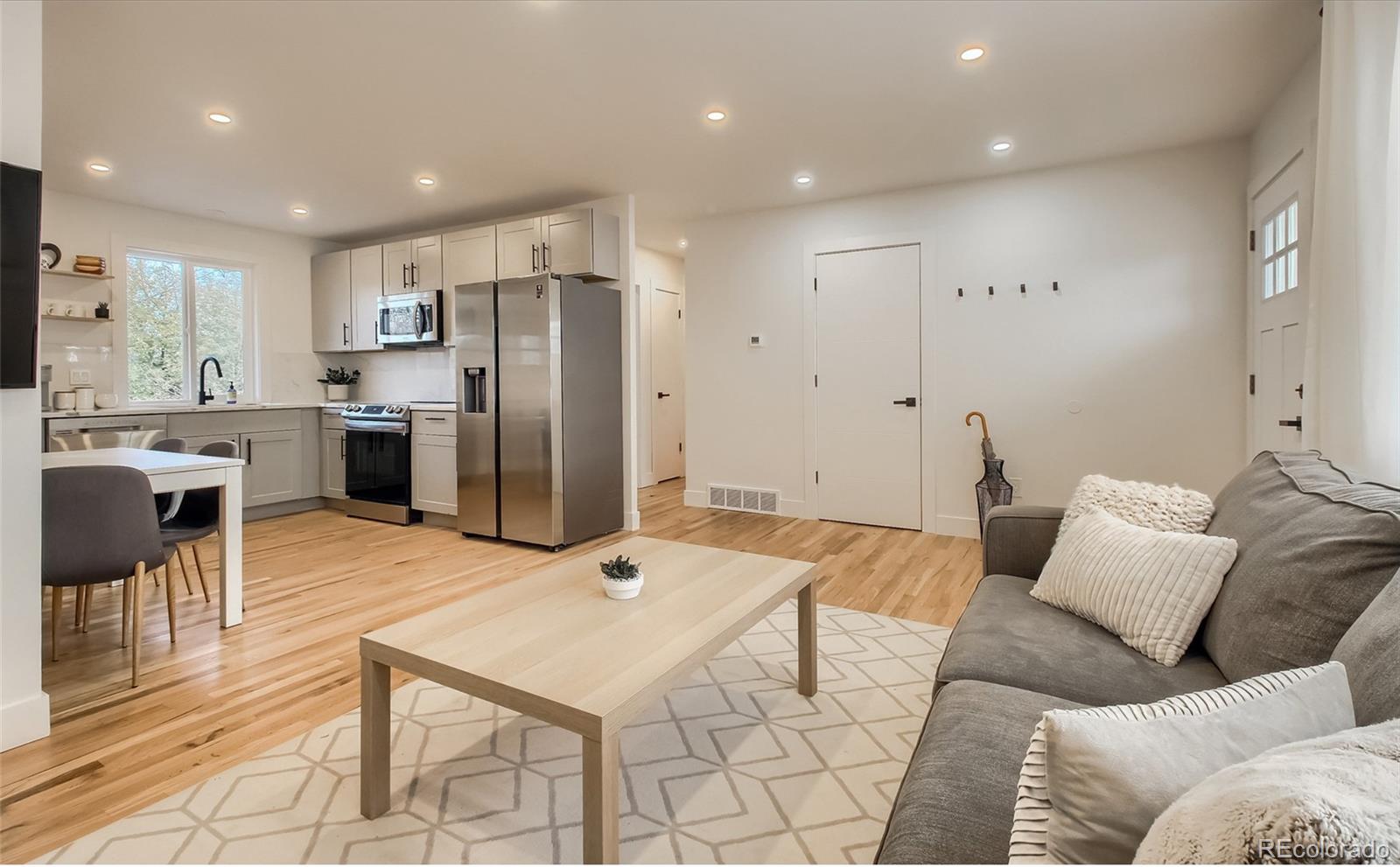 MLS Image #4 for 8370  sheridan court,arvada, Colorado