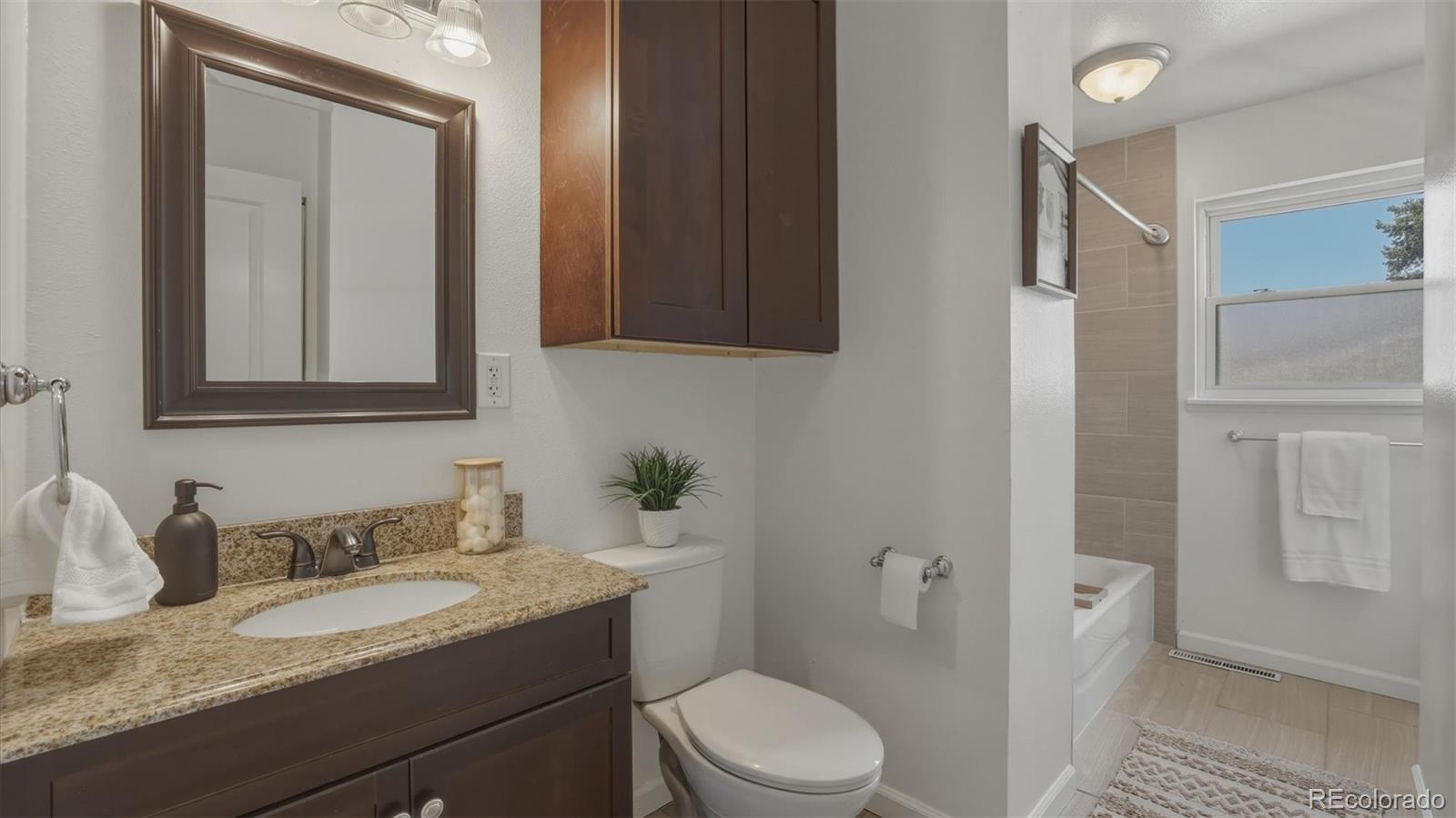 MLS Image #12 for 905 e costilla street,colorado springs, Colorado