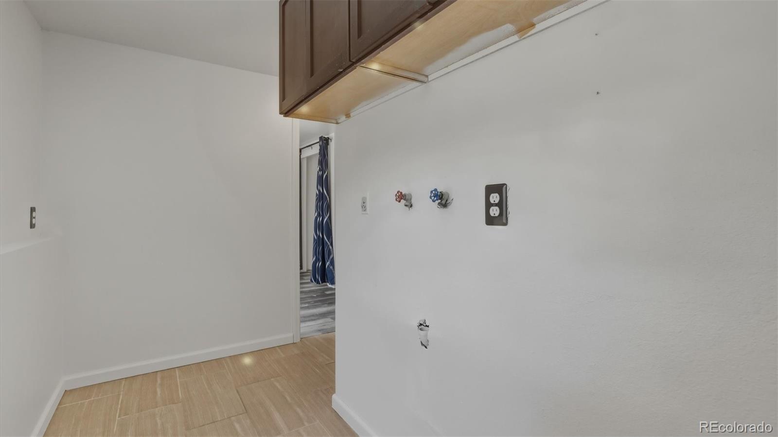 MLS Image #26 for 905 e costilla street,colorado springs, Colorado
