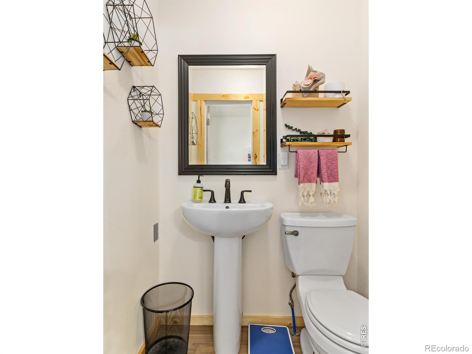 MLS Image #24 for 417  dunraven glade road,glen haven, Colorado