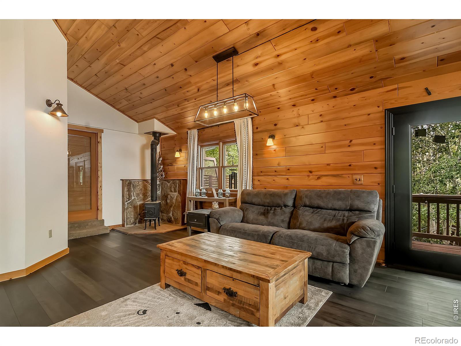 MLS Image #5 for 417  dunraven glade road,glen haven, Colorado