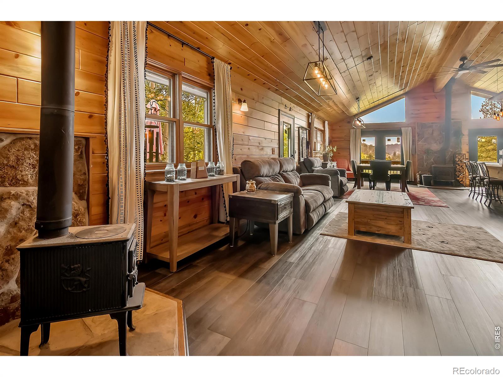 MLS Image #6 for 417  dunraven glade road,glen haven, Colorado