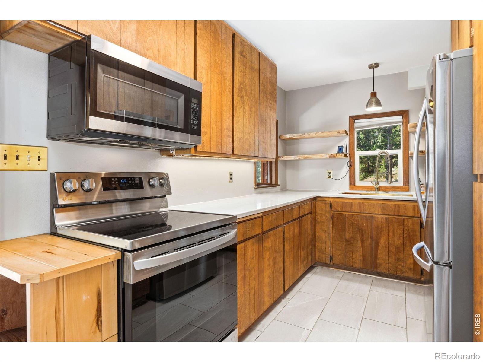 MLS Image #16 for 128  elk road,lyons, Colorado