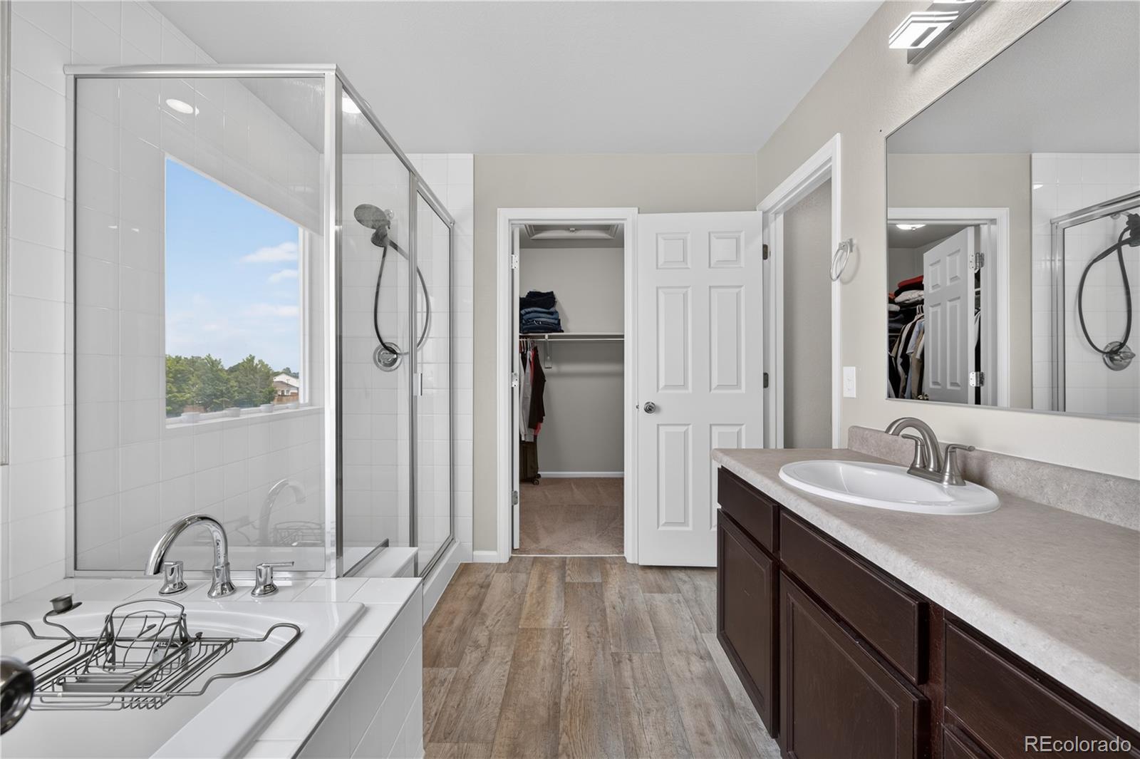 MLS Image #15 for 15803 e warner drive,denver, Colorado