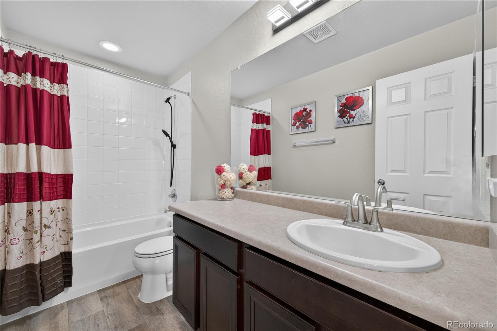 MLS Image #20 for 15803 e warner drive,denver, Colorado