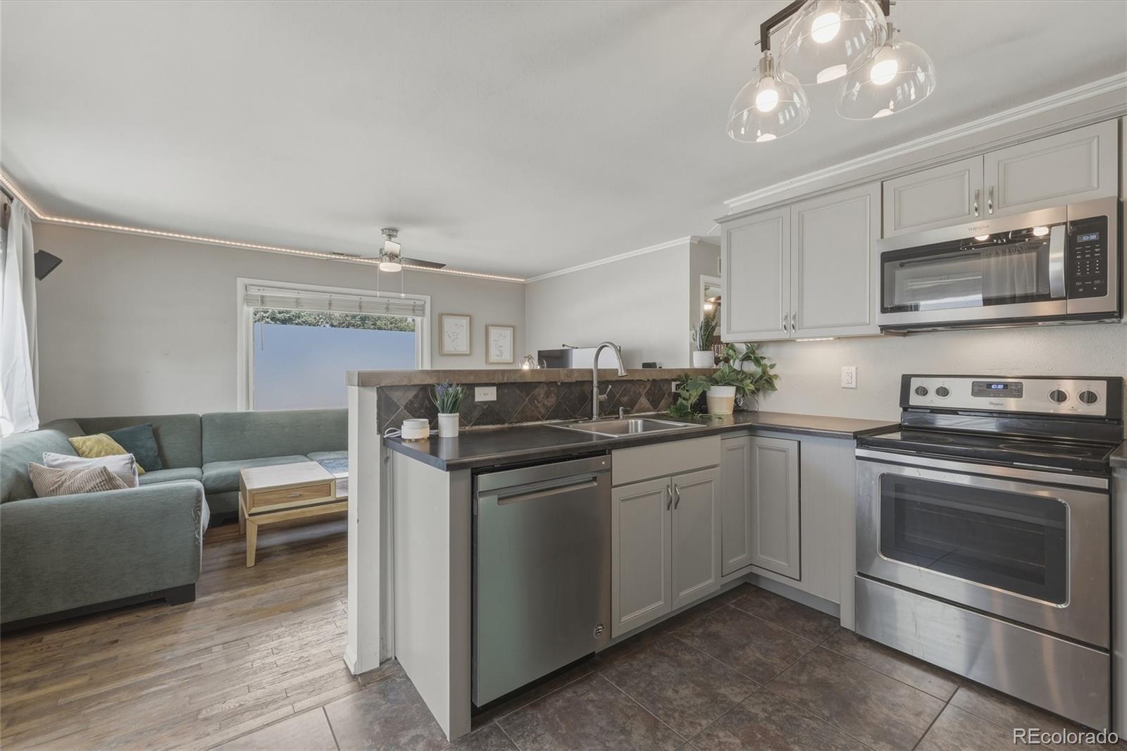 MLS Image #11 for 3119 n arcadia street,colorado springs, Colorado