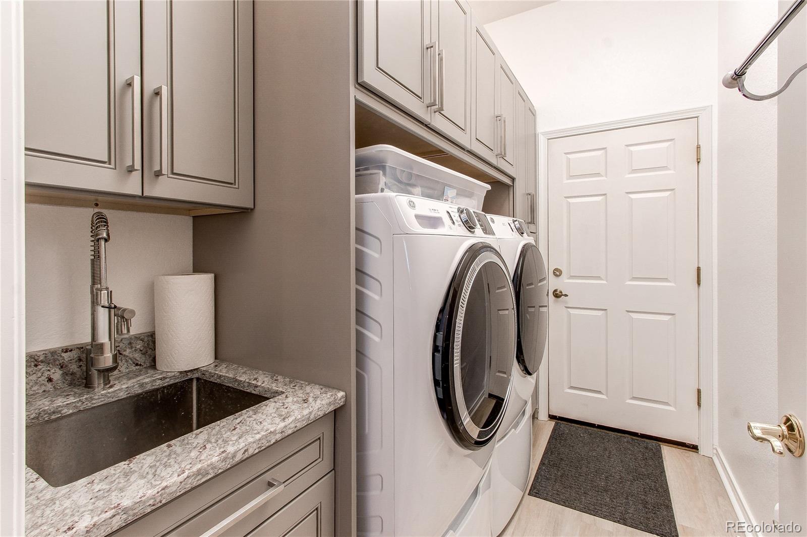MLS Image #15 for 6084 w utah lane,denver, Colorado
