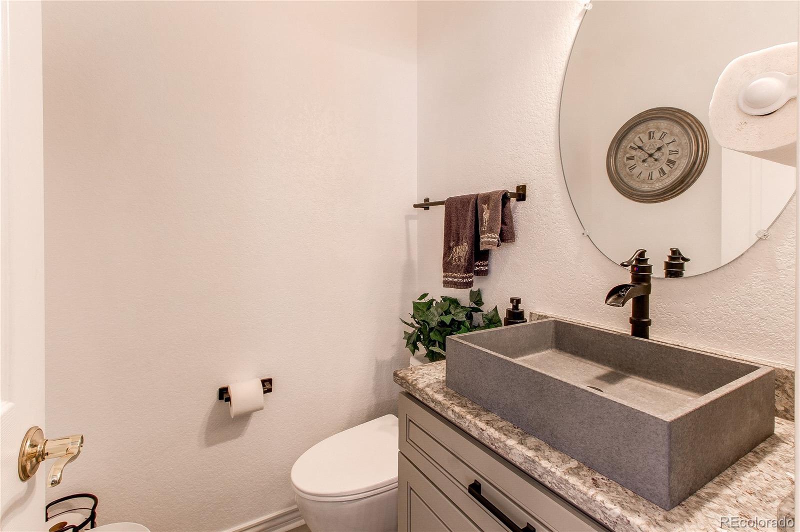 MLS Image #9 for 6084 w utah lane,denver, Colorado