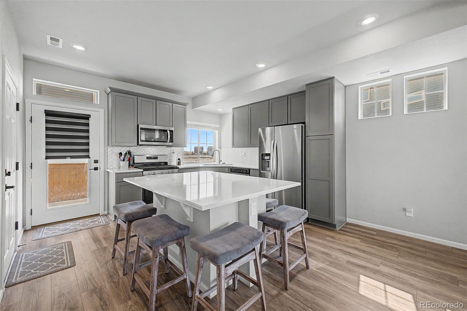 MLS Image #10 for 13676 e 101st avenue,commerce city, Colorado