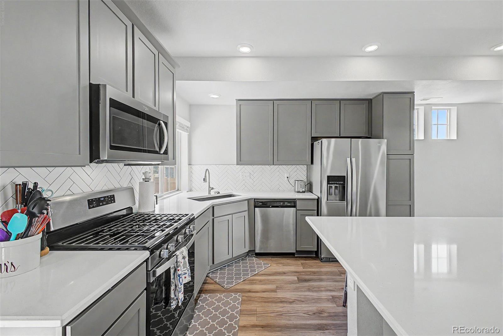 MLS Image #11 for 13676 e 101st avenue,commerce city, Colorado
