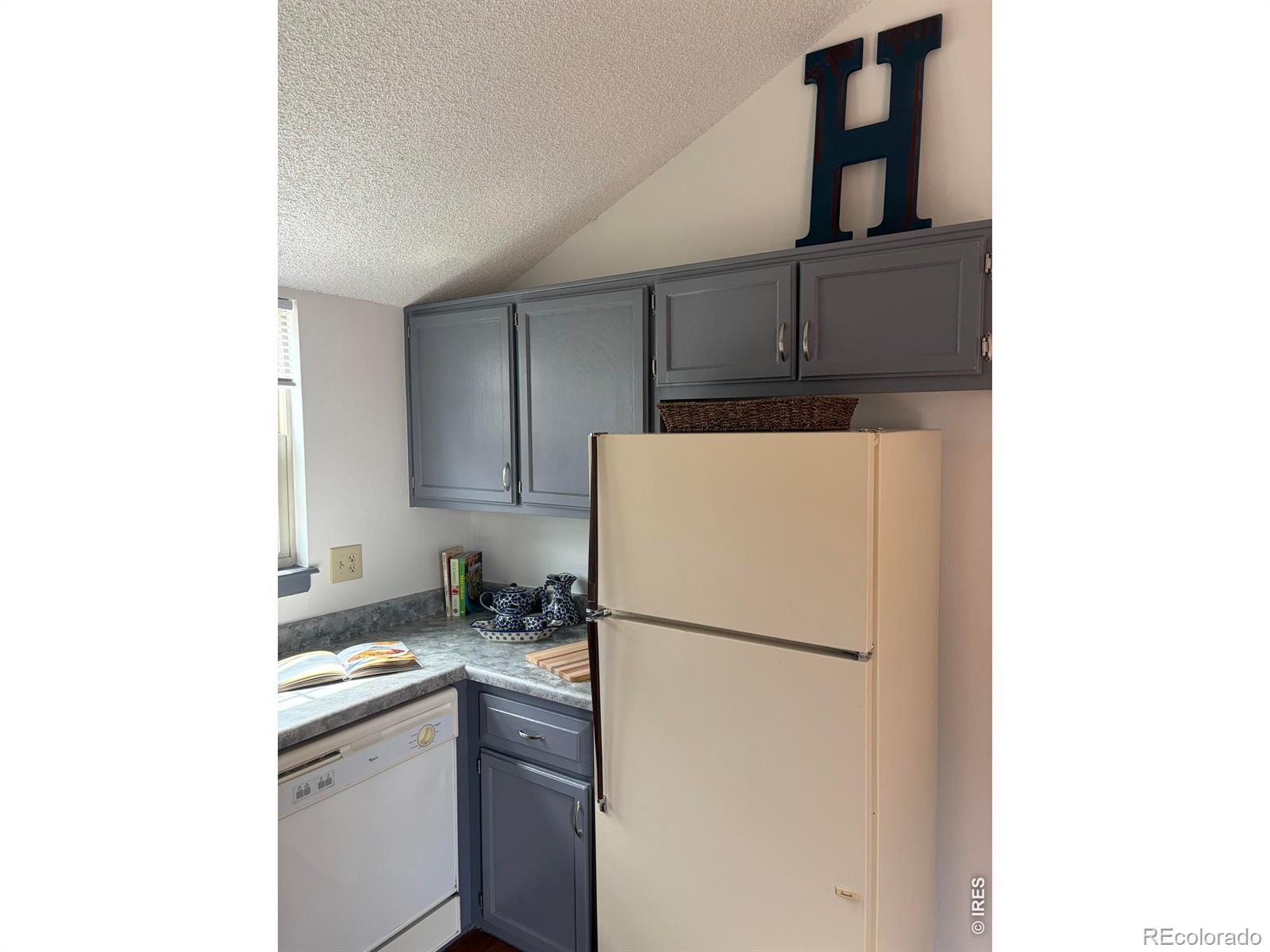 MLS Image #6 for 6745  mountain top lane,colorado springs, Colorado