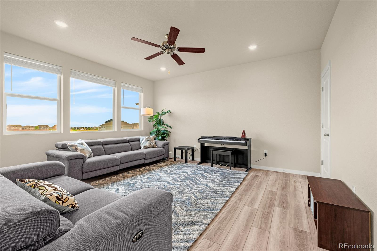 MLS Image #5 for 8019  moosejaw drive,colorado springs, Colorado