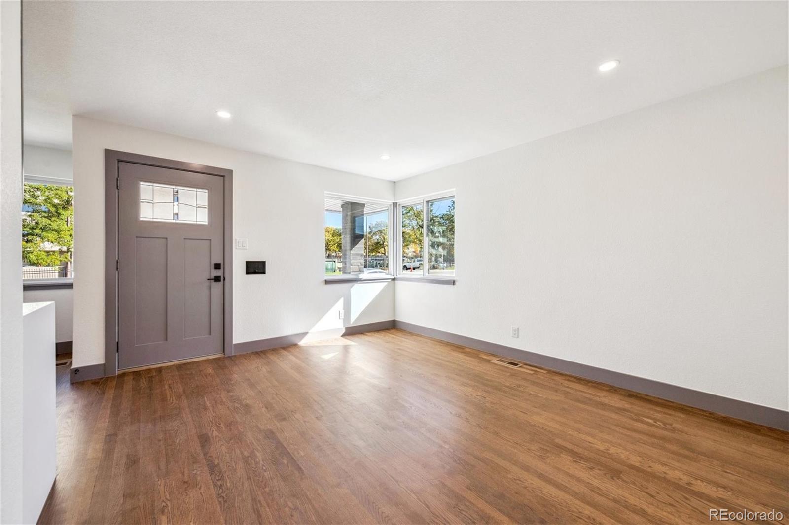 MLS Image #2 for 3323  poplar street,denver, Colorado