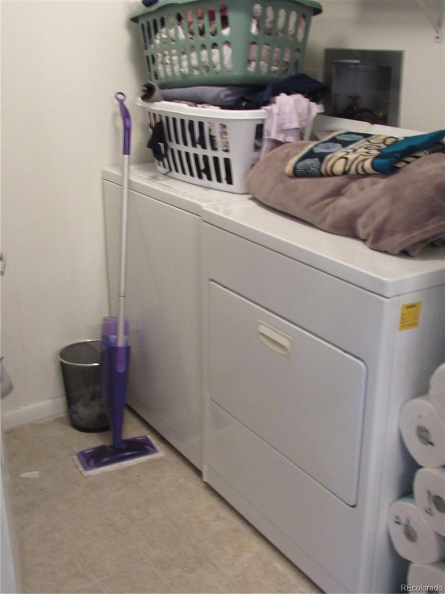 MLS Image #8 for 7018 e 1st place,denver, Colorado