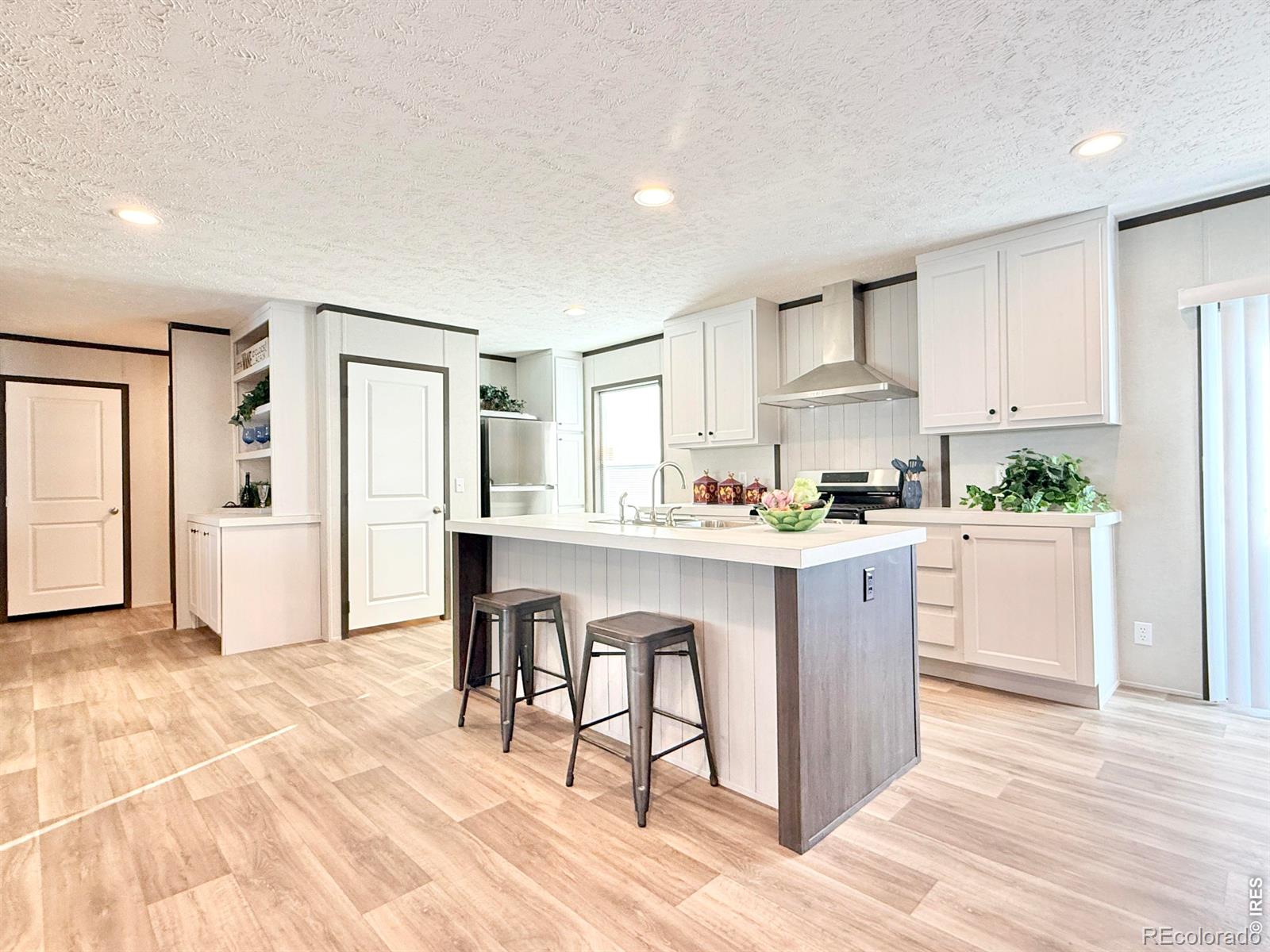 MLS Image #3 for 41300  county road 80 ,briggsdale, Colorado