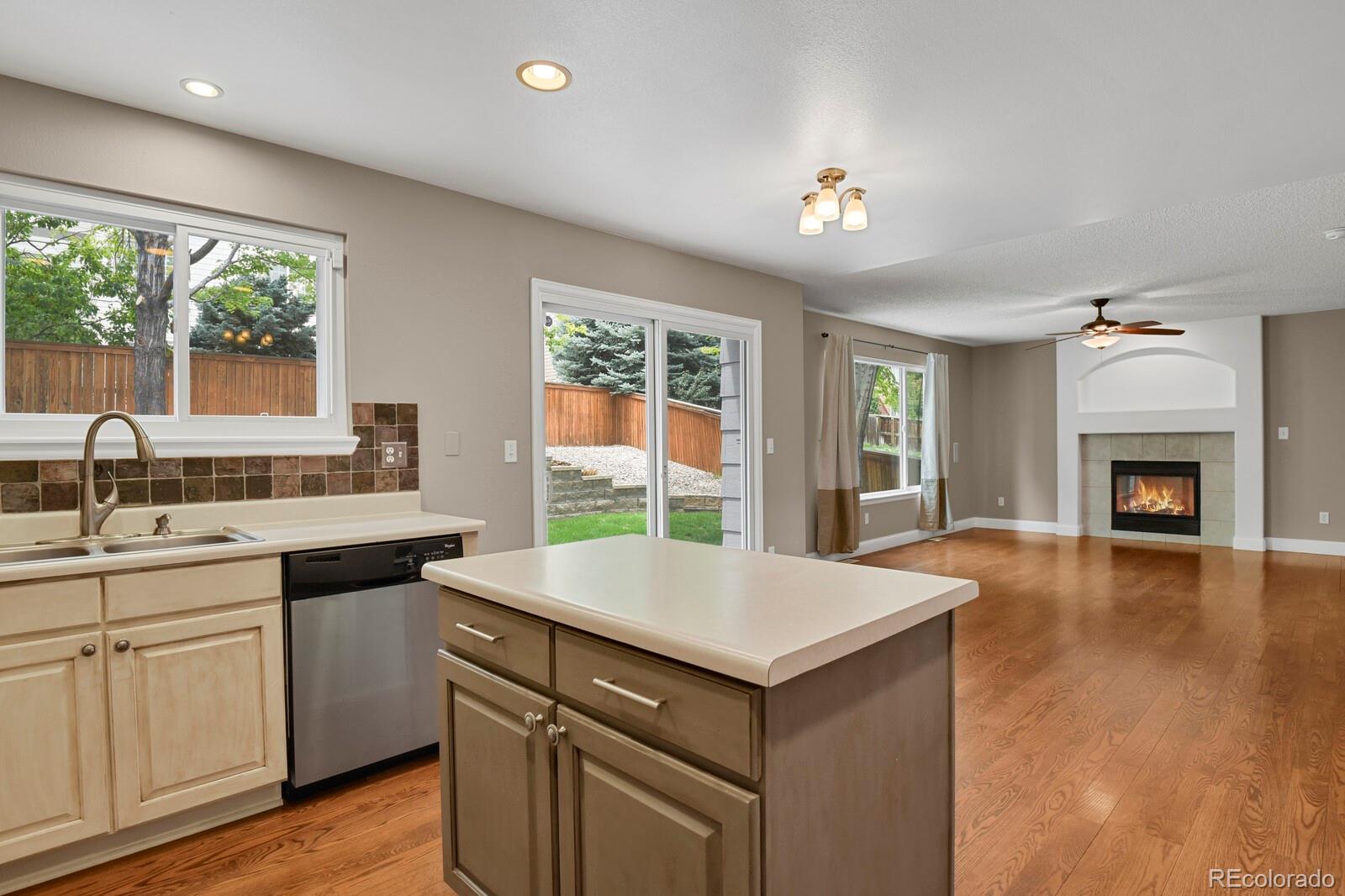 MLS Image #11 for 10037  darwin lane,highlands ranch, Colorado