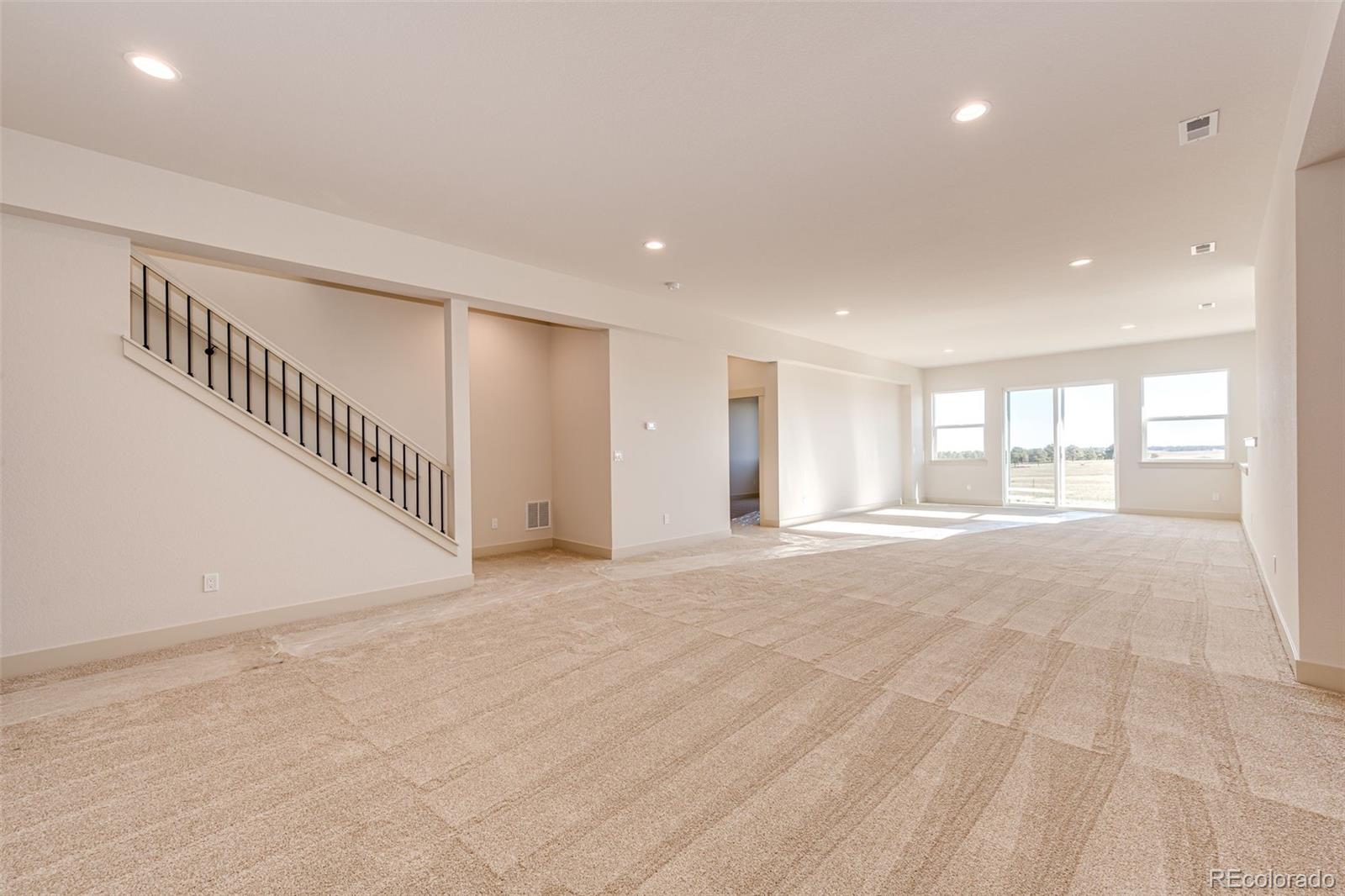 MLS Image #19 for 37097  still rock point,elizabeth, Colorado