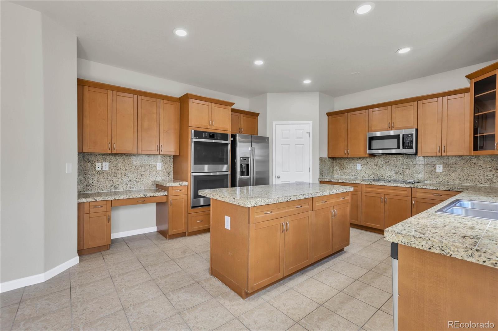MLS Image #12 for 5023 s shawnee street,aurora, Colorado
