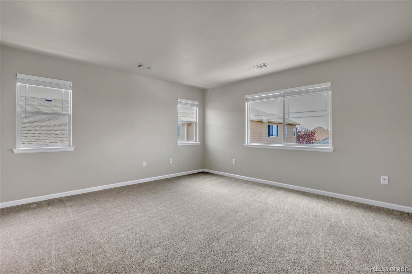 MLS Image #23 for 5023 s shawnee street,aurora, Colorado