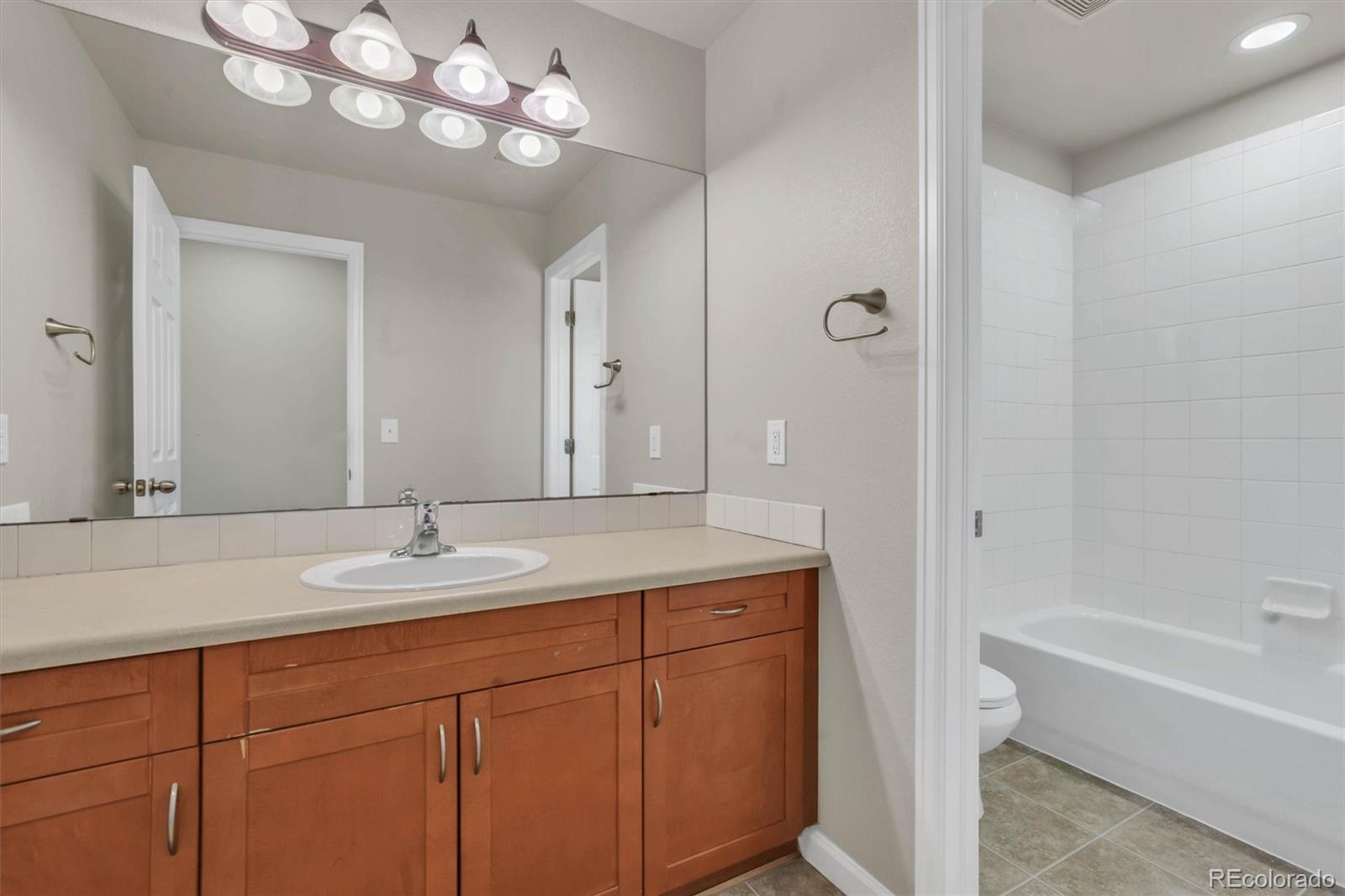MLS Image #33 for 5023 s shawnee street,aurora, Colorado