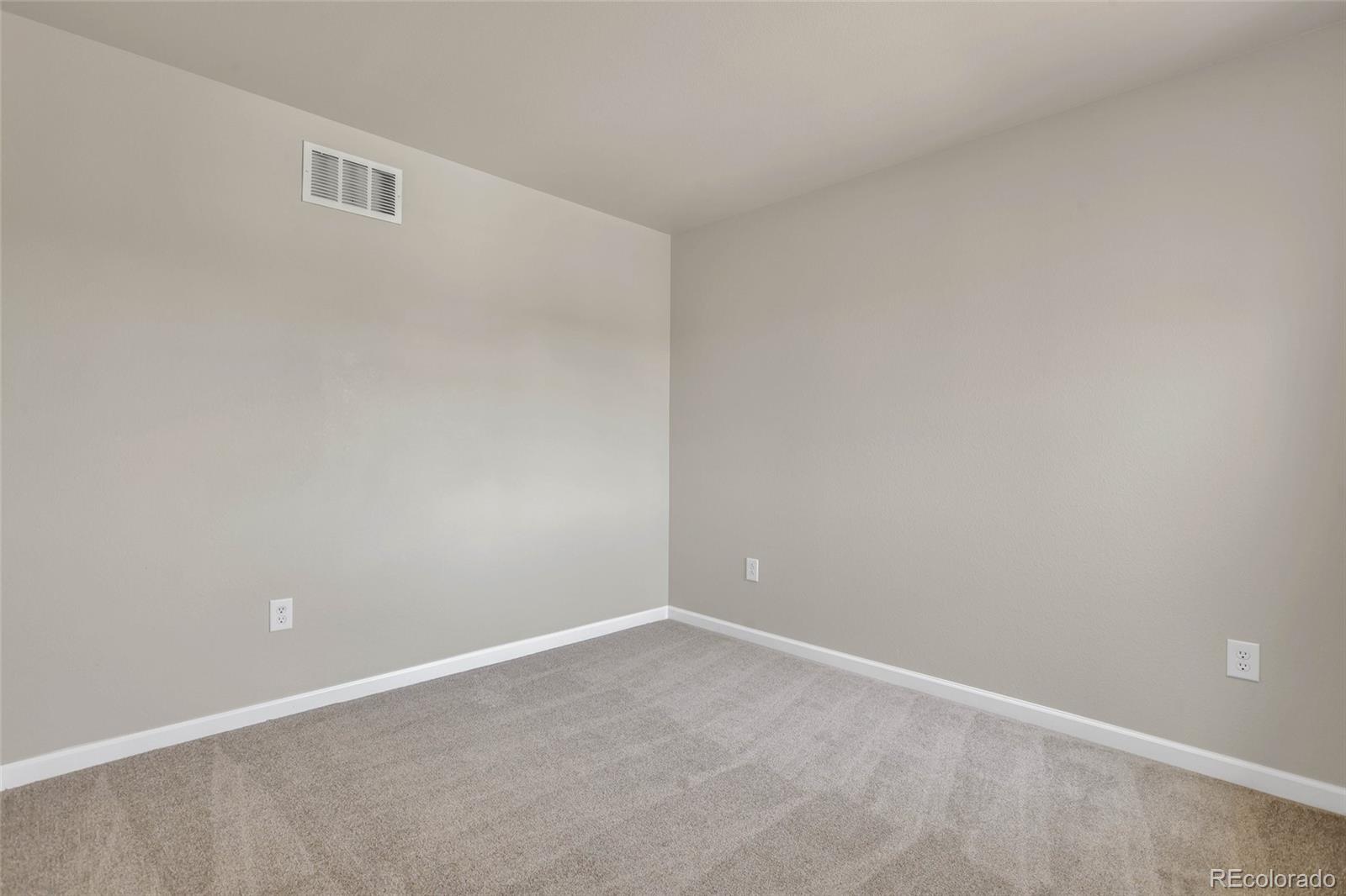 MLS Image #42 for 5023 s shawnee street,aurora, Colorado