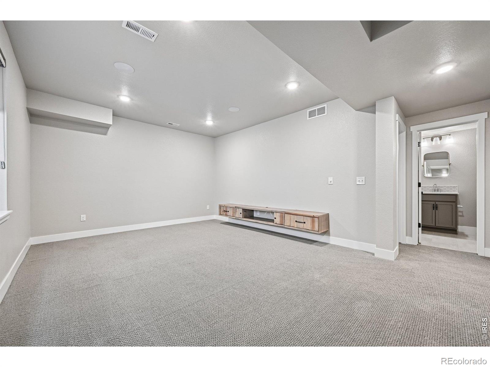 MLS Image #36 for 6896  canosa street,denver, Colorado